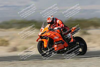 media/Dec-01-2025-Moto Forza (Mon) [[2daa91e15f]]/1-Advanced Group/Session 3 Turn 3 Exit Bump Pans/